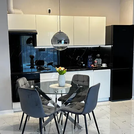 Apartment Via *